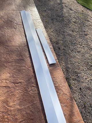 Zócalo PVC Blanco en buen estado 60metros lineales