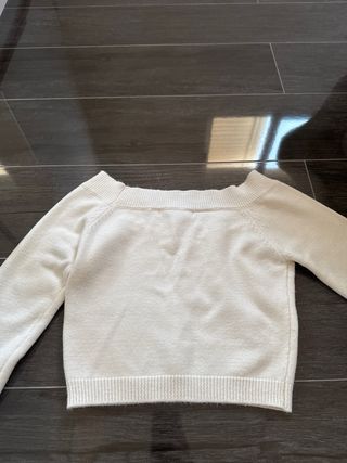 Jersey Bershka blanco corto