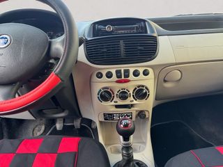 Fiat Punto Fiat Punto 1.2 16v X-Box