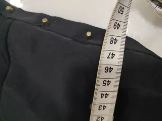 Top Pimkie negro con tachuelas