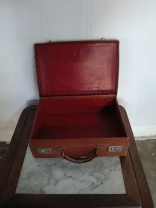 Maleta de cuero vintage