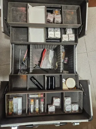 Maletín Maquillaje Profesional Gris