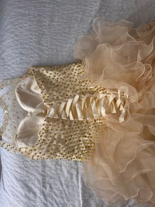 Vestido Princesa Champán con Pedrería