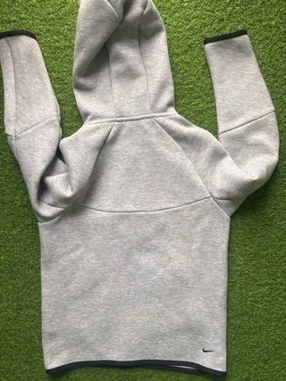 Chaqueta Nike Tech Gris Niño original