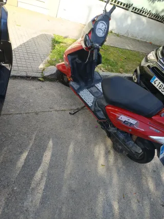 Moto 125cc Roja