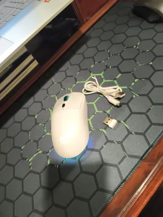 Ratón Gaming Inalámbrico HXSJ T20 - Blanco - RGB