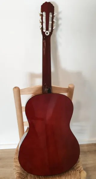 Guitarra clásica Framus