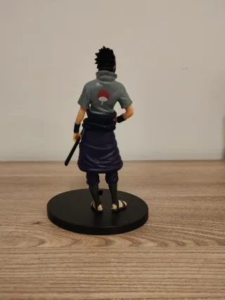 Figura Naruto Sasuke