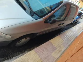 Chrysler Voyager 2000