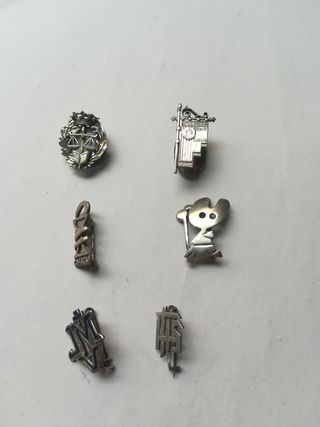 Insignias de plata