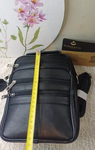 Bolso piel hombre bandolera cremallera
