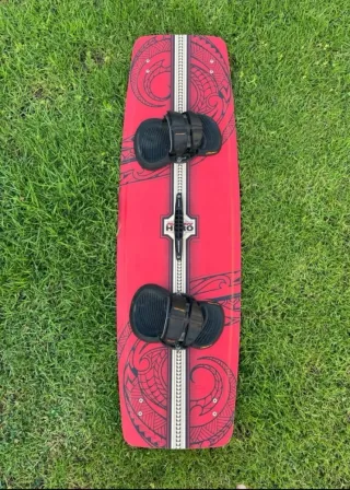 Tabla Kitesurf Naish 140x43