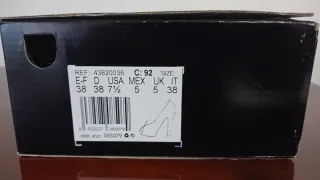 Zapatos de mujer con tacón beige y marrón