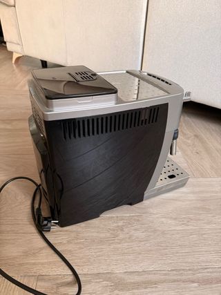 Cafetera Delonghi Magnifica S Smart