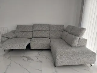 Sofá modular gris de tela