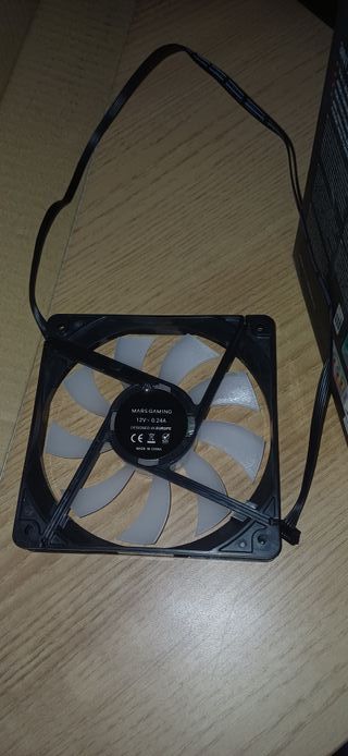 Caja PC Corsair 2500 + Ventiladores RGB