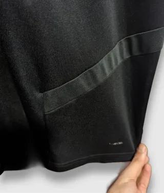 Sudadera Real Madrid Adidas Talla M Negra y Dorada