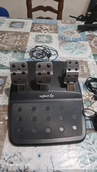 Volante Logitech G29 per PlayStation