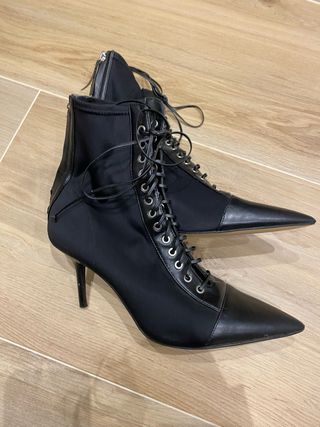Botines Zara Tacón Negro