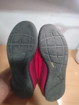 Nike Mercurial Rojas Talla 38,5