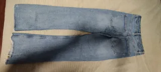 Pantalón jean zara