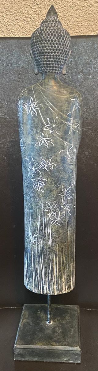 Buda hecho en resina.