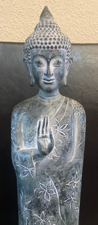Buda hecho en resina.