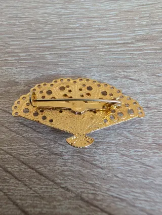 Broche abanico dorado Virgen