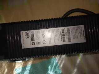 Xbox 360 Elite+Juegos+Mando(Intercambio por PC)