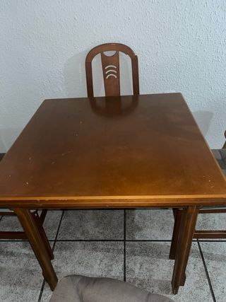 Comedor 4 sillas madera extensible