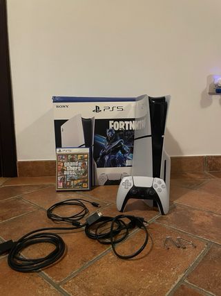 Consola PS5 Slim Sony + Gta + GTA V