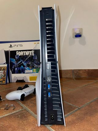 Consola PS5 Slim Sony + Gta + GTA V