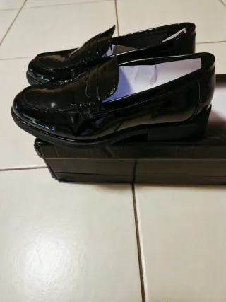 Mocassini neri lucidi n. 41