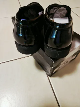 Mocassini neri lucidi n. 41