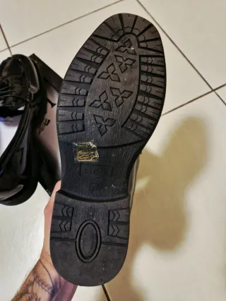 Mocassini neri lucidi n. 41