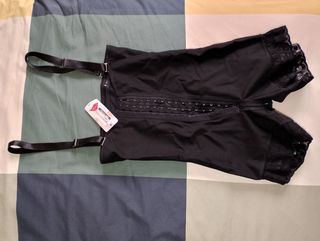 Faja moldeadora mujer negra