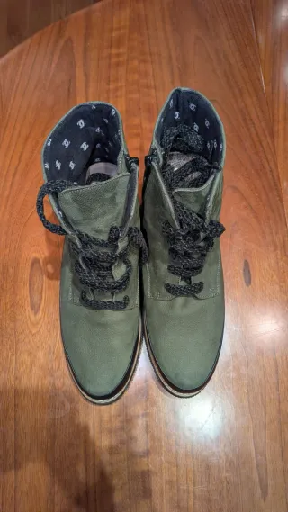 Botas confort class verdes y negras