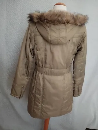 Abrigo acolchado verde militar venta en persona