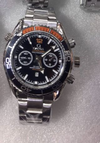 Reloj hombre elegante