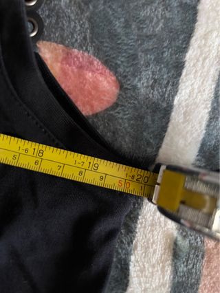 Camiseta Negra con Diseño Rock & Roll Talla M