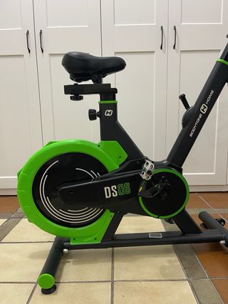 Bicicleta Estática Bodytone DS06