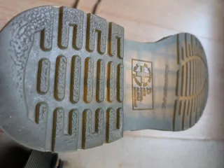 Botas Dr. Martens 1460 Savannah Tan Nubuck - 43