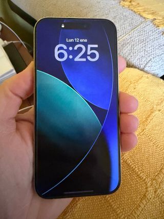 iPhone 15 Pro 256 GB + Funda Transparente