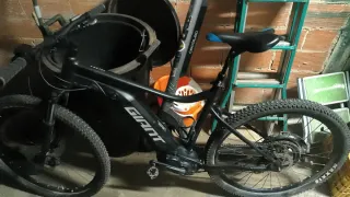 Bicicleta Eléctrica Giant Talón E+XL