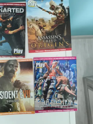 Lote 8 Guías PS4 PlayMania