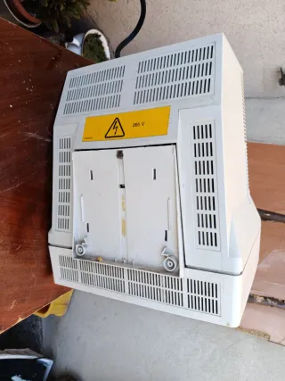 Monitor IBM 8513 Beige/Grigio