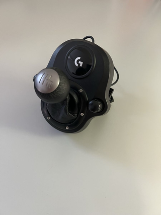 Volante Logitech G29 con Pedales y Palanca