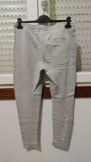 Pantalón de chándal gris