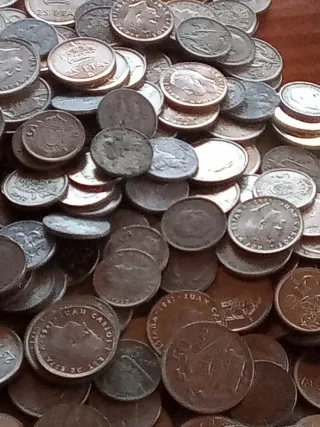 Lote monedas españolas antiguas variado 1.800grs