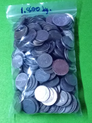 Lote monedas españolas antiguas variado 1.800grs